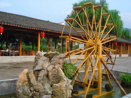 B線：張家界、天子山、寶峰湖（黃龍洞）休閑三日游